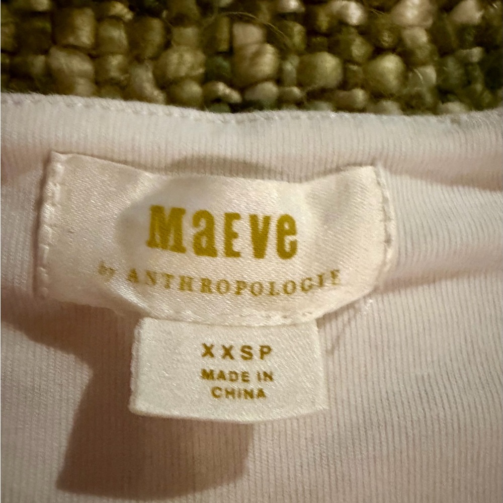 Sold/ not available Maeve Anthropologie White V-Neck Short Puff-Sleeve Wrap - Picture 5 of 6